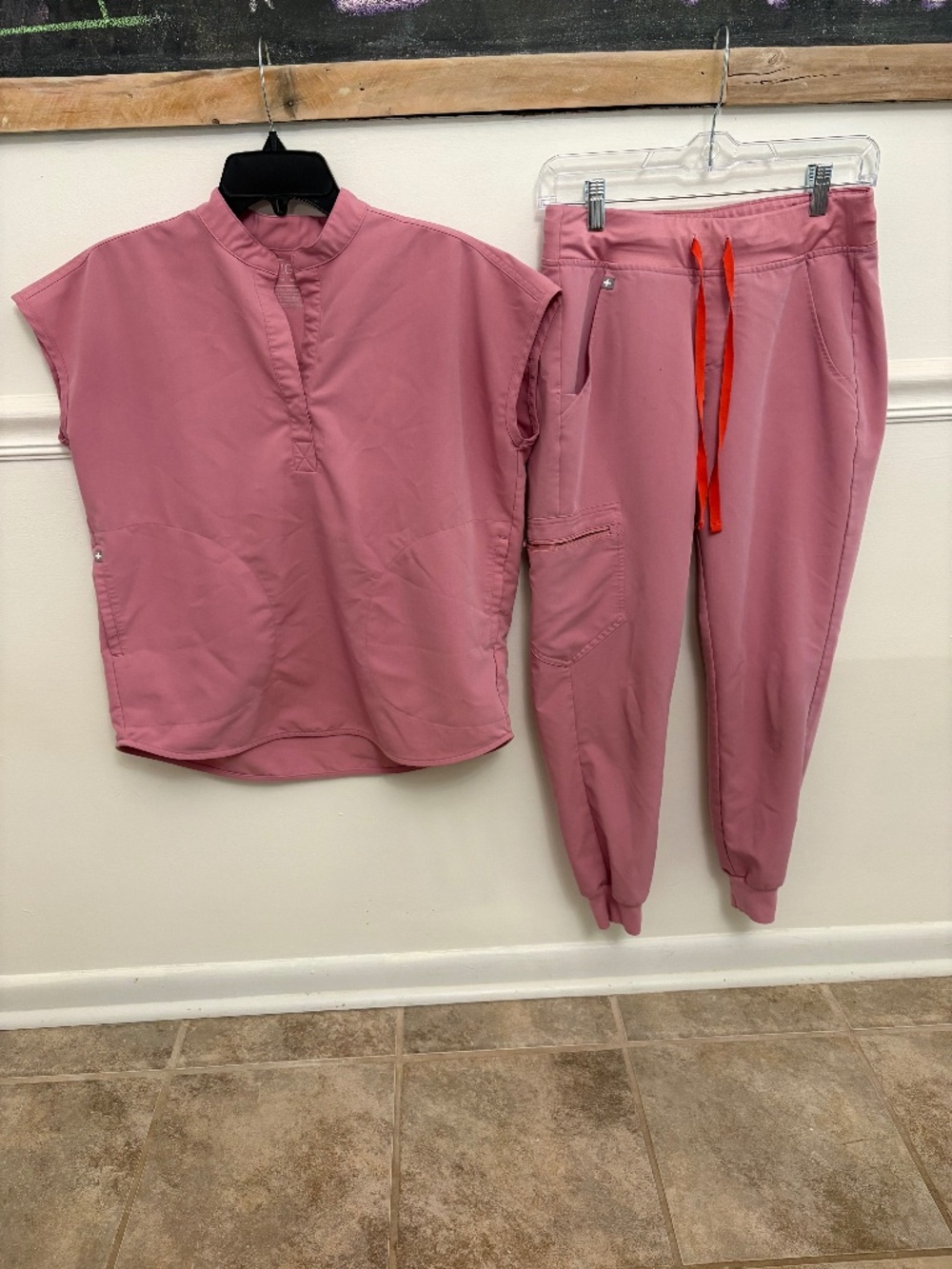 Figs Pink Scrub Set!